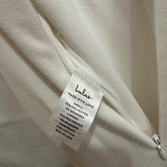 NWT Lulus White Lace Jumpsuit Sz Small - Picture 11 of 12